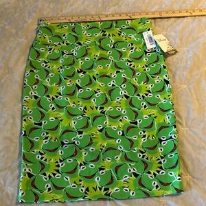 LuLaRoe Disney Muppets Kermit the Frog  Character Green Pencil Skirt